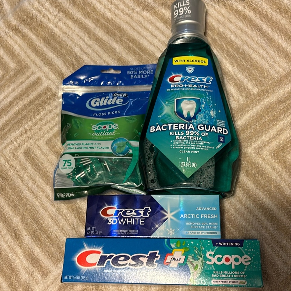 Crest Oral-B floss picks  crest pro health  with alcohol crest 3D crest scope